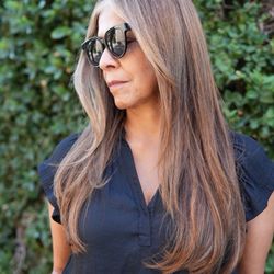 Union Salon South - Root touch up, gloss & blow dry by Sam Torres IG @sammy.styyles