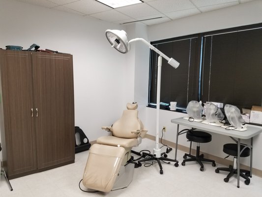 MAXiM Hair Restoration