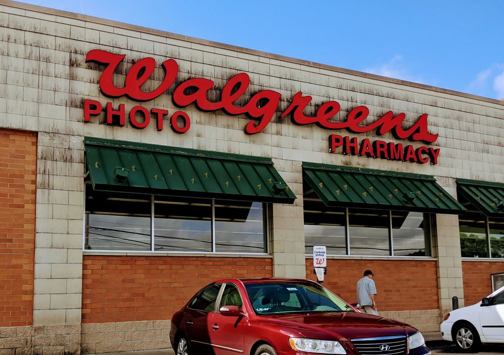 WALGREENS Updated October 2024 24 Photos & 11 Reviews 1630 Red