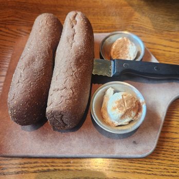 Outback Steakhouse - Bread with cinnamon butter - Steakhouses Near Me - Katy, Texas Outback Steakhouse - Bread with cinnamon butter - Steakhouses Near Me - Katy, Texas