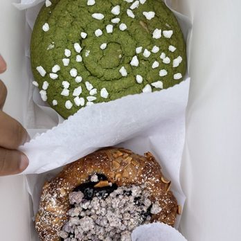 Breadbelly - Kaya bun and blueberry bun - Bakeries Near Me - San Francisco, California Breadbelly - Kaya bun and blueberry bun - Bakeries Near Me - San Francisco, California