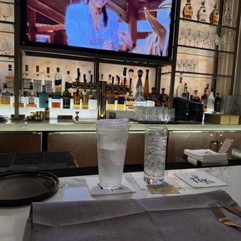 Hell's Kitchen - At the bar watching a loop of all the seasons. - Cocktail Bars Near Me - Funner, California
