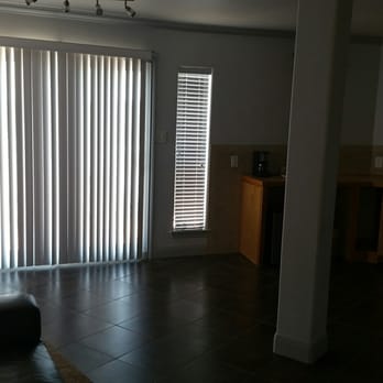 Roli's Bed and Breakfast - The Loft - Bed & Breakfast Near Me - Austin, Texas