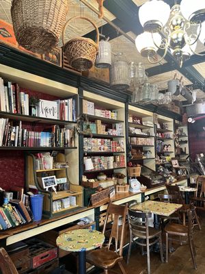 Cahuenga General Store by null
