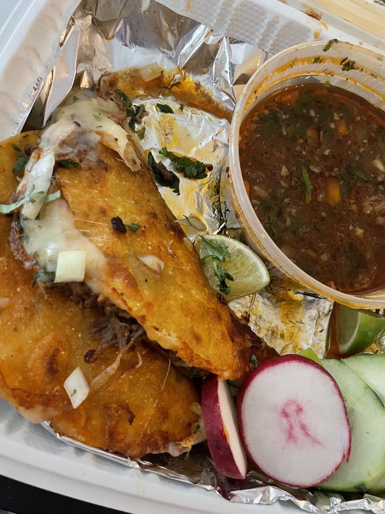 Food from Taqueria Los Primos - La Union Mall