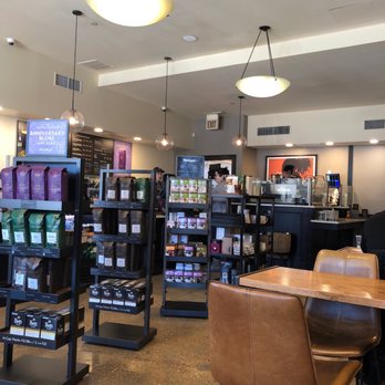 Peet's Coffee - Coffee & Tea Near Me - Chicago, Illinois
