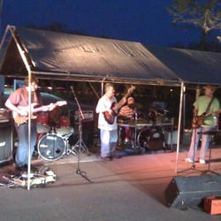 MoeBetter BBQ & Fish - We enjoy live music! Got a band, call us...