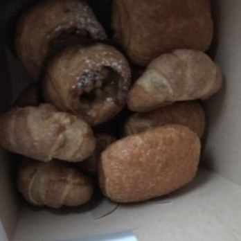 La Farine Bakery - Variety of pastries - Bakeries Near Me - Oakland, California La Farine Bakery - Variety of pastries - Bakeries Near Me - Oakland, California