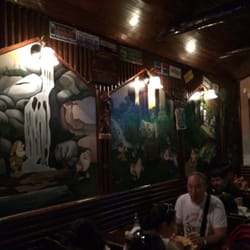 Sneezy Pub