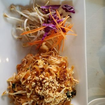 Basil n' Spice Thai Cuisine - Baisle Pad Thai with pork - Thai Near Me - Worcester, Massachusetts Basil n' Spice Thai Cuisine - Baisle Pad Thai with pork - Thai Near Me - Worcester, Massachusetts