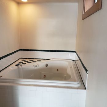 Ester Lee Oceanview Inn - Cottage 4. Ester Lee - Hotels Near Me - Lincoln City, Oregon