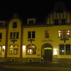 Grüner Wald