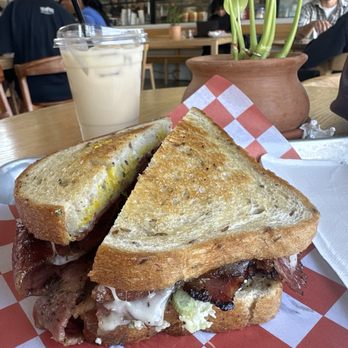 Sammy’s - Coffee & Tea Near Me - Atlanta, Georgia