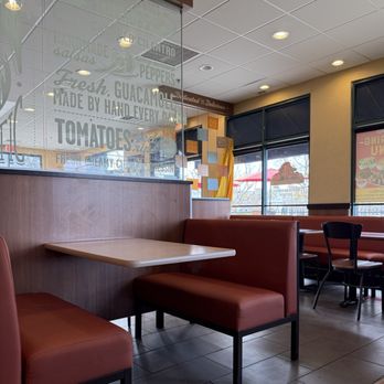 El Pollo Loco - I'm glad they replaced the seats - Mexican Near Me - Ventura, California El Pollo Loco - I'm glad they replaced the seats - Mexican Near Me - Ventura, California