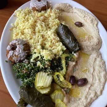Mediterranean Cuisine - Combo Platter - Greek Near Me - Brentwood, Tennessee Mediterranean Cuisine - Combo Platter - Greek Near Me - Brentwood, Tennessee