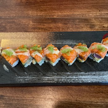 Komeya - Red Moon roll - Sushi Bars Near Me - Spring, Texas