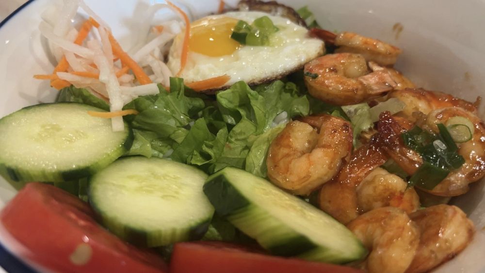 Retro Vietnam Restaurant Logo