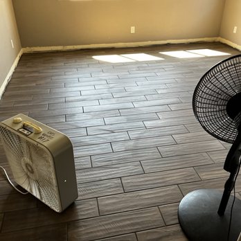 VM Stoneworks - Master bedroom after tiling - Countertop Installation Near Me