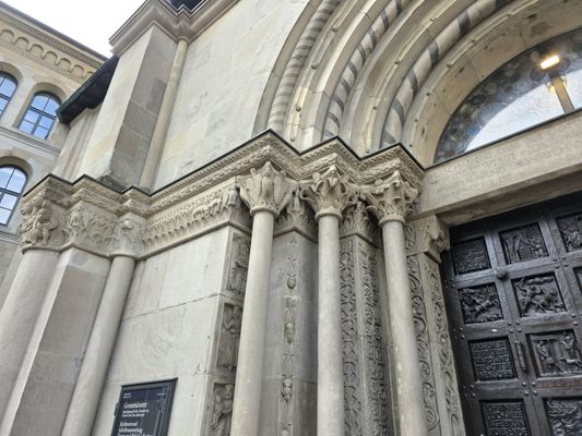 Grossmünster by null