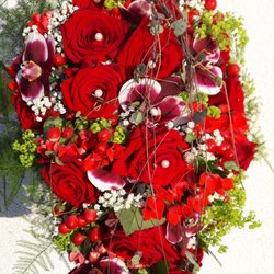 Blumen Hartmann - Brautstrauß rote Rosen und Orchideen