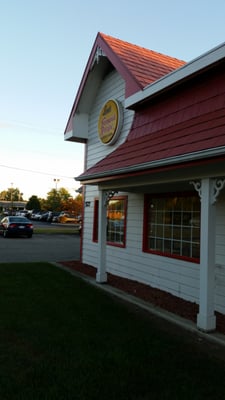 Lee's Famous Recipe Chicken by null