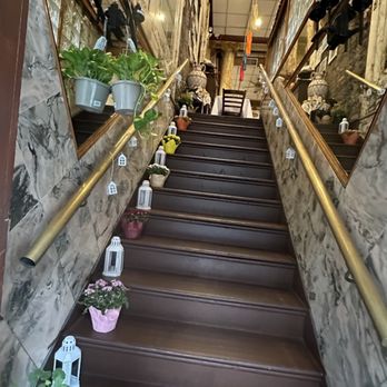 Nasrin’s Kitchen - Nice staircase. - Persian/Iranian Near Me - New York, New York Nasrin’s Kitchen - Nice staircase. - Persian/Iranian Near Me - New York, New York