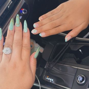Glowzy Nail Bar - Nails - Nail Salons Near Me - Chino Hills, California