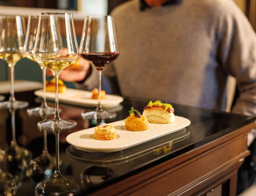 Lewis Cellars by null