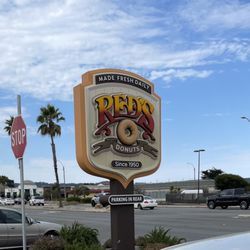 Red's Donuts - Red's Sign