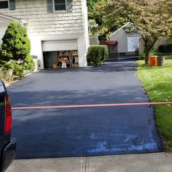All Purpose Paving - Driveway Sealcoated in Hauppague - Masonry/Concrete Near Me