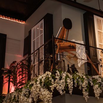 Gallery J - False balcony around the main room with cute French artist details - Venues & Event Spaces Near Me - Winter Springs, Florida