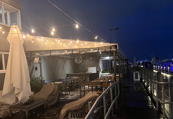 Pier 6 by null
