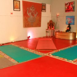 RAD Love Yoga - RAD Yoga ^__^
