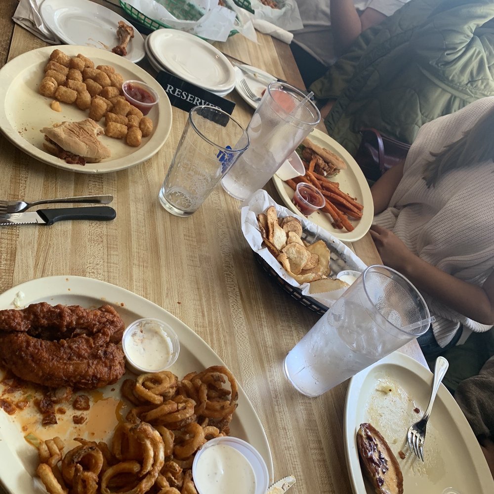 Putter's Patio & Grill - Chicken tenders, curly fries, tater tots, potato skins - American Near Me - Winston Salem, North Carolina
