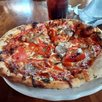 Fondi Pizzeria - Pizza Near Me - Gig Harbor, Washington Fondi Pizzeria - Pizza Near Me - Gig Harbor, Washington