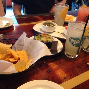 Session Taco - Delmar Loop - Chips, guac, salsa, and margaritas! - Cocktail Bars Near Me - St. Louis, Missouri Session Taco - Delmar Loop - Chips, guac, salsa, and margaritas! - Cocktail Bars Near Me - St. Louis, Missouri