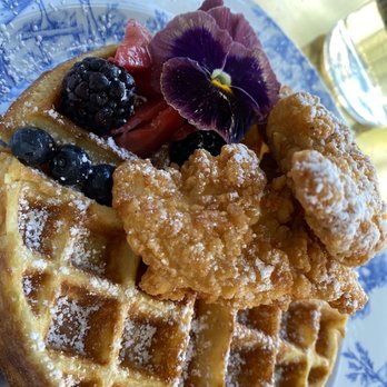 Little Hen - Chicken and waffles - Breakfast & Brunch Near Me - Miami, Florida Little Hen - Chicken and waffles - Breakfast & Brunch Near Me - Miami, Florida