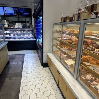 Paris Baguette - Breads - Coffee & Tea Near Me - Las Vegas, Nevada Paris Baguette - Breads - Coffee & Tea Near Me - Las Vegas, Nevada