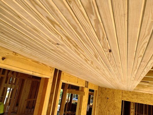 M M Remolding Services Logo