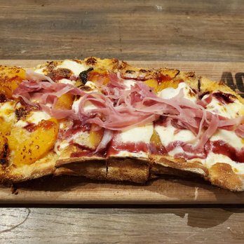 402 eat + drink - Peach flatbread - American Near Me - Omaha, Nebraska