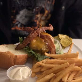 Stinger Ray's Tropical Bar & Grill - Cheeseburger with aioli on the side - Bars Near Me - Honolulu, Hawaii Stinger Ray's Tropical Bar & Grill - Cheeseburger with aioli on the side - Bars Near Me - Honolulu, Hawaii
