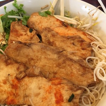 Pho Phi - Bún vermicelli salad yummy! - Vietnamese Near Me - Austin, Texas