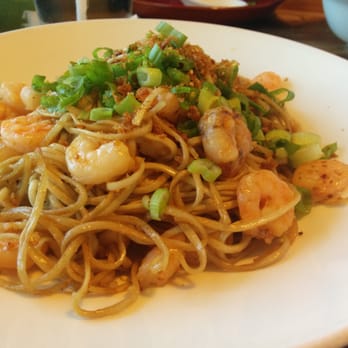 Star Noodle - Garlic noodles with shrimp - Asian Fusion Near Me - Lahaina, Hawaii Star Noodle - Garlic noodles with shrimp - Asian Fusion Near Me - Lahaina, Hawaii