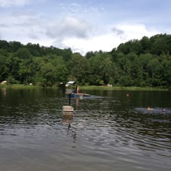 Limehurst Lake Campground - Swimming area