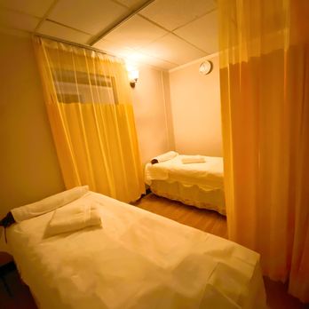 Oasis Spa - Couple's Room - Massage Therapy Near Me - Gaithersburg, Maryland
