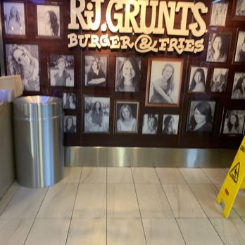 RJ Grunts - Sandwiches Near Me - Chicago, Illinois RJ Grunts - Sandwiches Near Me - Chicago, Illinois