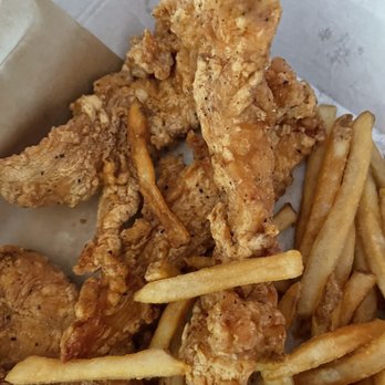 Buffalo Wild Wings - Dried out hand breaded chicken - Sports Bars Near Me - Simi Valley, California