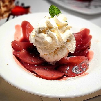 Fresco da Franco - a plate of food with ice cream and strawberries - Italian Near Me - Montclair, New Jersey