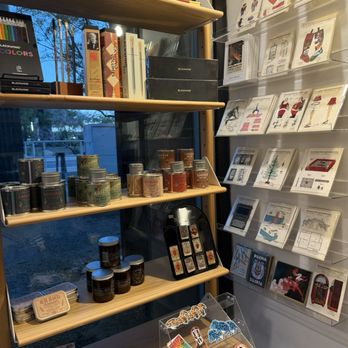Desierto Books - Bookstores Near Me - Tucson, Arizona