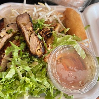 Pho Thai 66 - V1. Vermicelli Grilled Chicken & Fried Spring Roll - Thai Near Me - Haymarket, Virginia Pho Thai 66 - V1. Vermicelli Grilled Chicken & Fried Spring Roll - Thai Near Me - Haymarket, Virginia